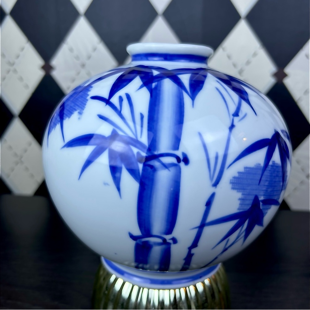 Blue White Porcelain Bamboo Vase Chinoiserie‎ 6.5” Grandmillenial Japan Decor - Picture 15 of 17